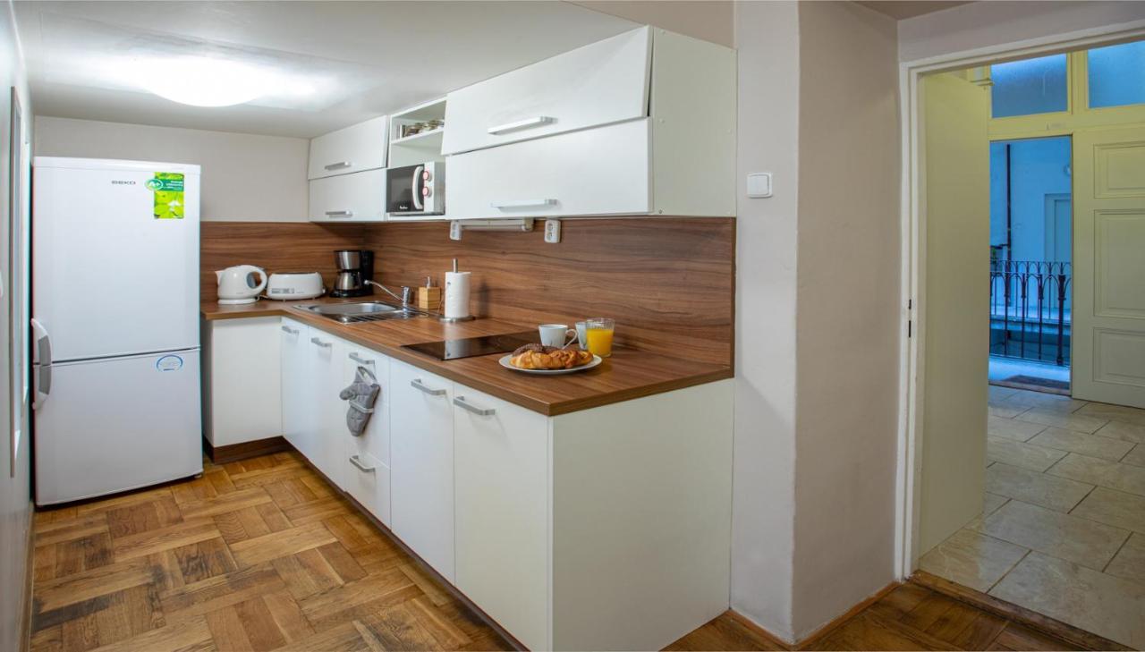 Michalska Apartment Prague Exterior photo